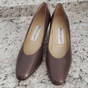 Etienne Aigner Taylor Heels Pump
